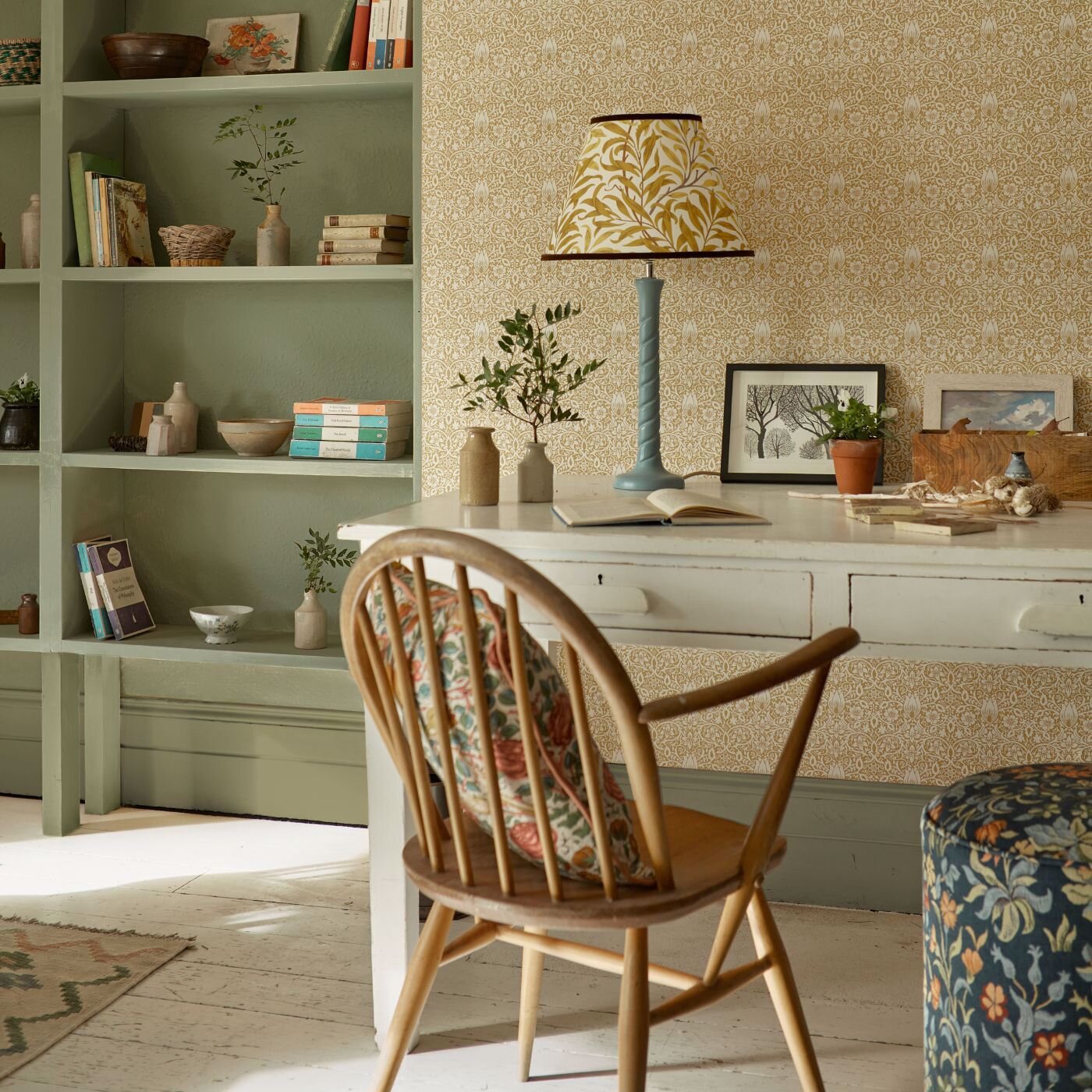 Borage Sunflower William Morris Emery Walker’s House Wallpaper Col