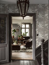 4251_FloralCharm_Roomshot_1-Borastapeter-Lasses-i-Ryd