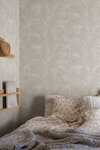 S10207_Idun_Mineral-Grey_Sandberg-Wallpaper_interior3-480x720-08355da2-4bbb-4aa7-945f-2d1484ae4104