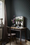 S10269_Mimi_Indigo-Blue_Sandberg-Wallpaper_interior2-467x700-2ec3828d-4a04-47a0-98c0-5b69427943de