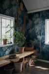 S10279_Raphael-Forest_Midnight-Blue_Sandberg-Wallpaper_interior2-467x700-5655ac3d-8099-456b-a783-2abbf1b6c4d7