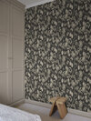 S10631_Elliot_Graphite_Sandberg-Wallpaper_interior2-1125x1500-a5328403-482a-4731-a471-9ad51522a9ac