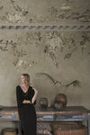 S10811_Nico_Beige_Sandberg-Wallpaper_interior2-1000x1500-588ab616-e6f0-488d-84f1-859f5b0a301b
